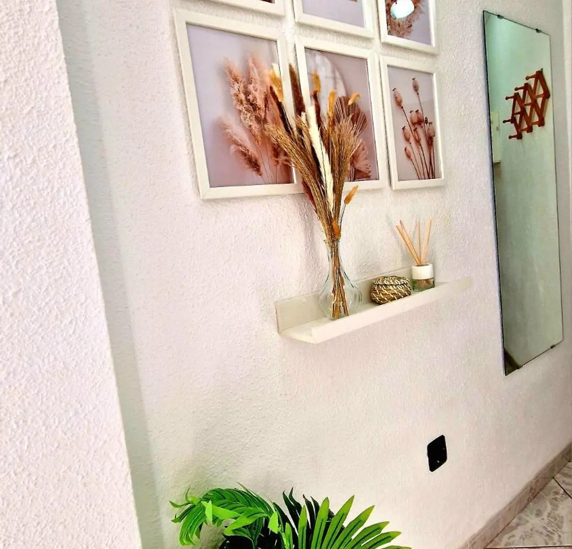 Duplex Los Cristianos Beach 0*, Los Cristianos (Tenerife) Spain