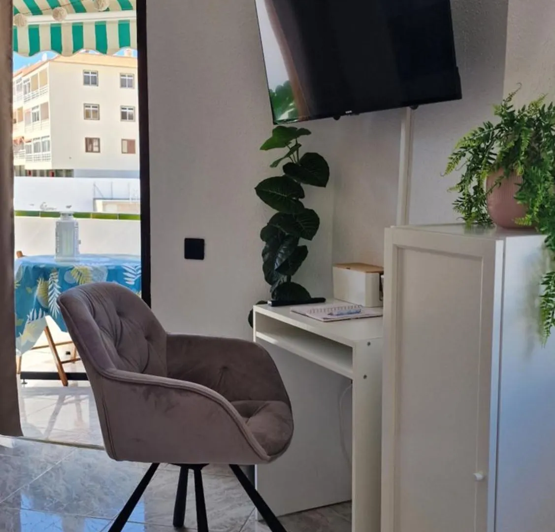 Duplex Los Cristianos Beach 0*, Los Cristianos (Tenerife) Spain